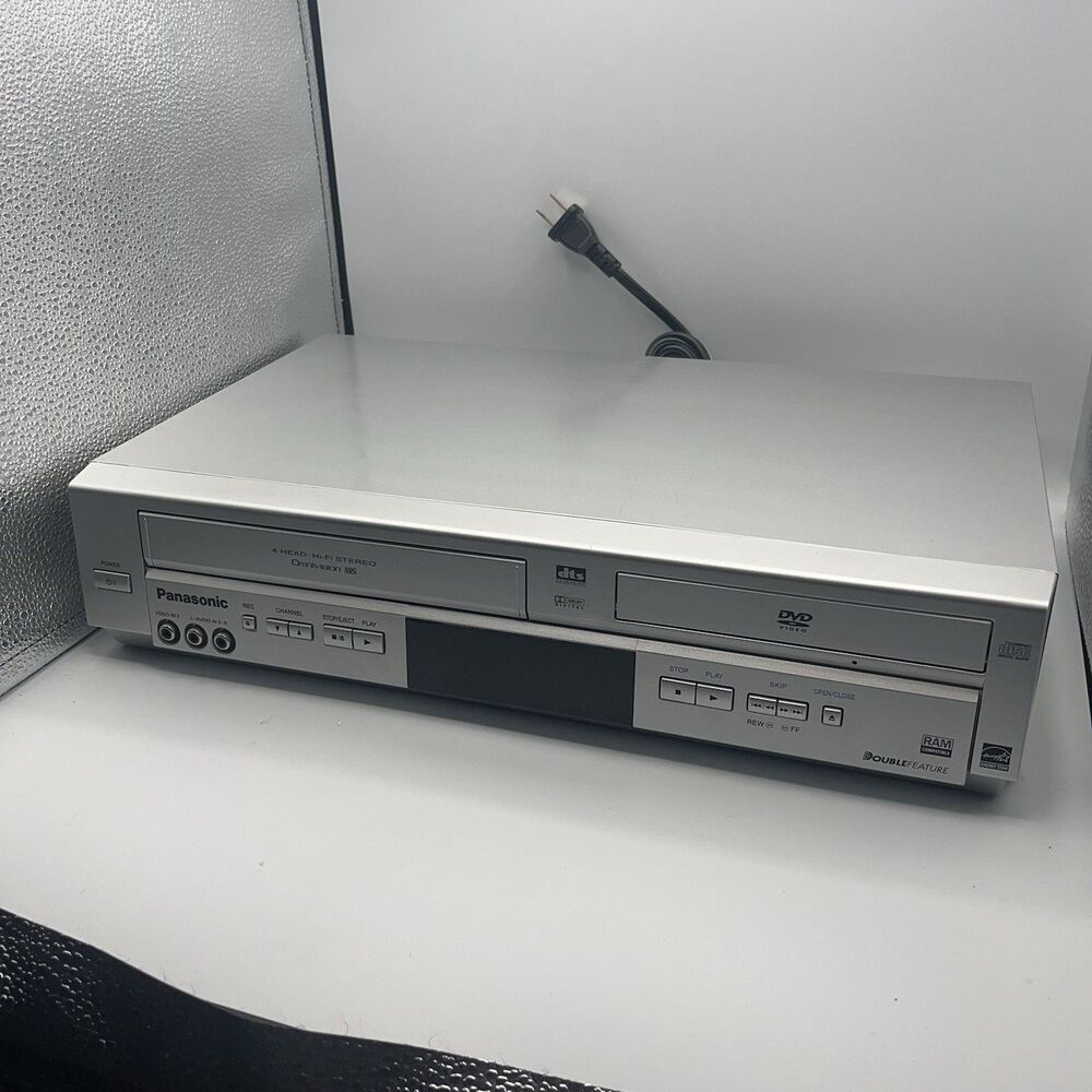 Panasonic PV-D4744S DVD VCR Combo 4-Head Hi-Fi Recorder ~ No Remote ~ Powers On
